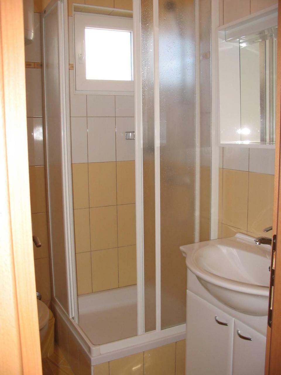 Apartmani Manuela Lopar Room photo